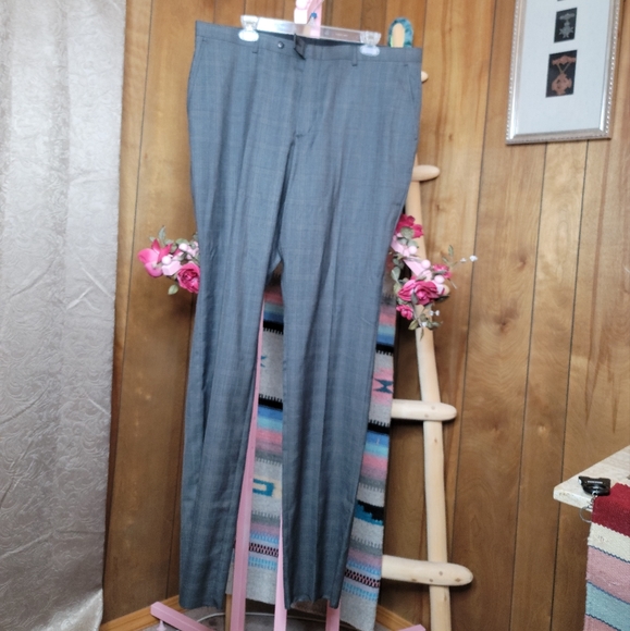 Doc & Amelia by Cintas uniform trousers in plaid 38R - Picture 1 of 5